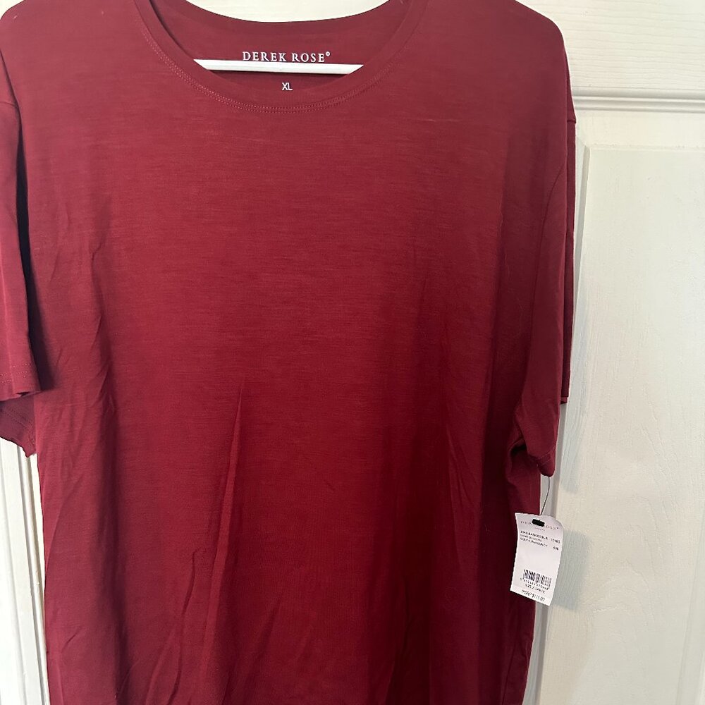 New, Derek Rose men's t-shirt, Size XL